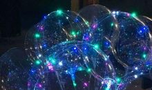 星河秋一雁，砧杵夜千家。