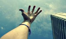 命运掌握在自己手里_1200字