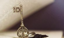 总有一把钥匙属于自己_1000字