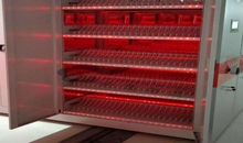 让这个时代的尴尬付诸流水_550字