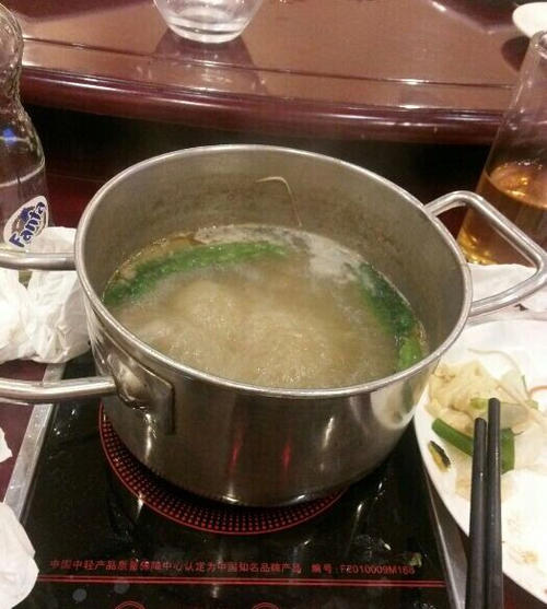 罕见的六月_1000字