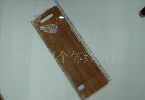 理想的是TukBuilding Board _900字