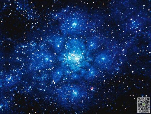 起初，我播放了旧的鹰在这些小星星中抓住小鸡。我是一个鸡肉妈妈，小星星是我的孩子，我在这些小星星中找到了一只大鹰。