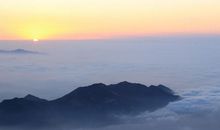 登泰山，观日出_800字