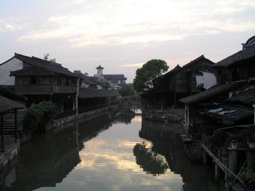 吴珍_450字