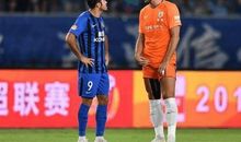 一场激烈的足球比赛_300字