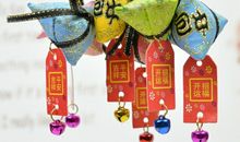 关于端午节诗歌：端午的香包_700字