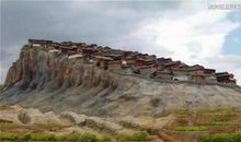 奇怪的村庄_300字