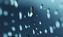 雨滴弹奏的爱情回忆_1200字