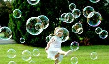 做个坚强的勇士_400字