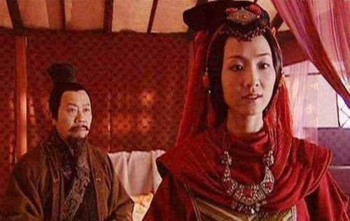 半大使馆_250字