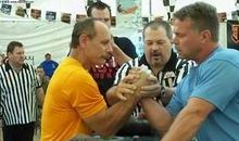 扳手腕比赛_450字