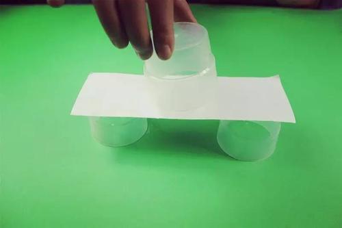 神奇的桌子_200字