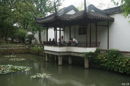 人类天堂 - 谦虚的管理员的Garden_650字