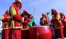 元宵节好段好句：舞狮队、秧歌队_900字