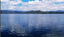 美丽的泸沽湖_450字