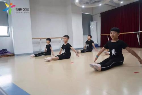 愉快的班级团队_700字