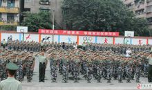 大学新生军训工作总结_2000字