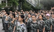 军训难忘怀，军魂记心间_600字