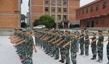 军训是以后繁忙的学习生活的起点_1200字