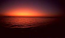 屋顶·日出_600字