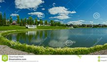 美丽的池塘_100字