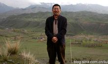 在那小河轻轻流过的地方_900字