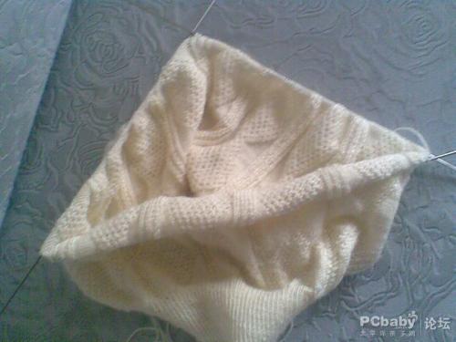 一年级组成：龙宝宝在桌子上_100字