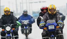 风雪中你坦然走过_750字