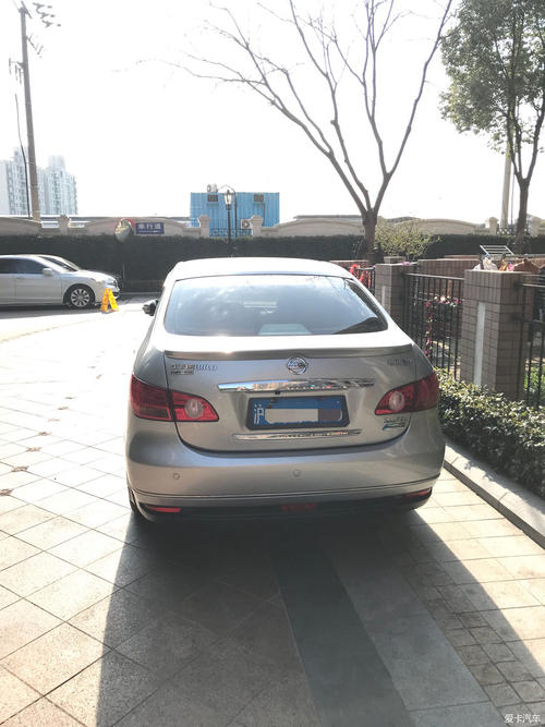 很高兴提及汽车_1200字