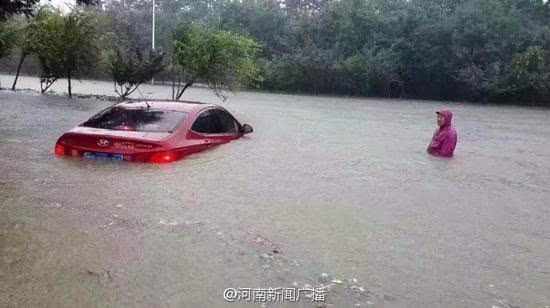 暴雨_250字