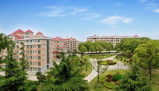 美丽的校园_700字