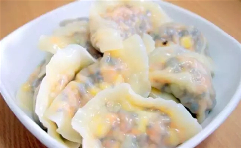 第一个双向组成：美味饺子_650字