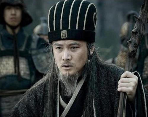 zhuge梁越过_900字