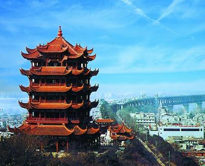 拆下“黄色起重机塔送蒙豪尔兰广陵”_450字