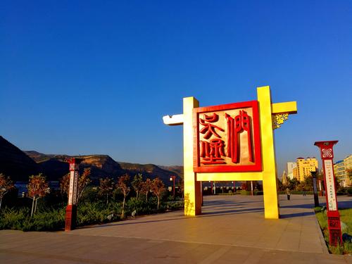 旅行，仍然死了_2000字