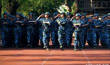 辛苦的军训_600字