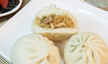 一年级想象作文：四个包子在床底下难过地哭泣_200字