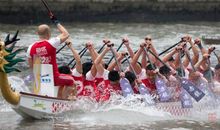 关于端午节作文500字：赛龙舟第一次包粽子_300字