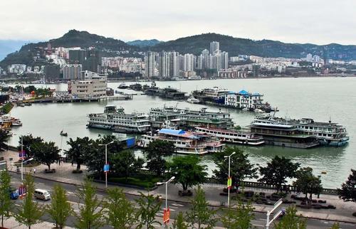 奶奶的故事_1500字