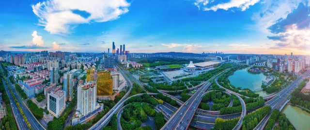 秋季旅游 - 中国革命战争博览城_350字