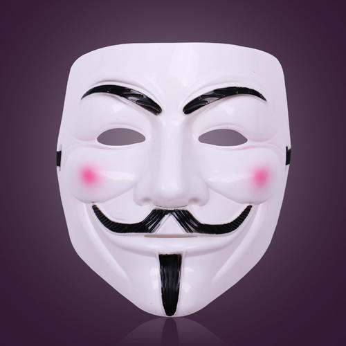 我真的很痛苦，我总是把你所爱的人视为亲人，为什么你不能坦率地见到我？你有一群人吗？我求求你，拿起面具，让我看看你的真相！