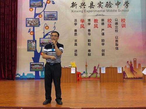 [青年时代]追逐梦少年_1000字