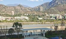 沫若，你的友情没有快乐_2000字