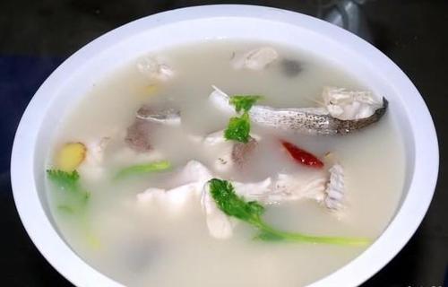 “它快速，我徘徊，我会把它拿出来，快，右边......好吗？电源关闭？小王？小瑶？倾听？好吗？什么是难题的？啊!!”我晕倒了......