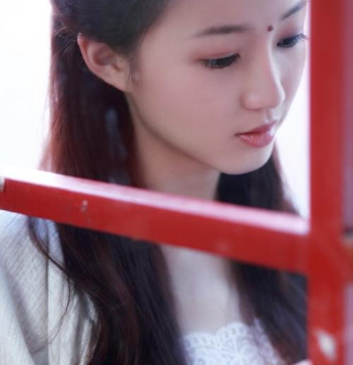 “我怎么能这样做？爸爸！妈妈！是吗？”你梦想来到他的父母，首先，泪水从眼睛流下，渐渐地，随着喊叫，泪水变得更多......