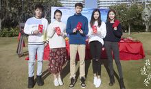 《冰雪四公主的复仇绝恋》第四十一章 飞机上_1200字