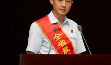 刘岳朋个人简介