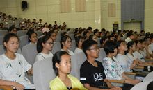 菁菁校园，莘莘学子_900字