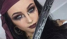 吸血鬼的男宠（六）_1200字